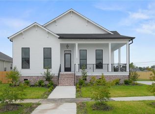 2312 Benjamin St, Arabi, LA 70032