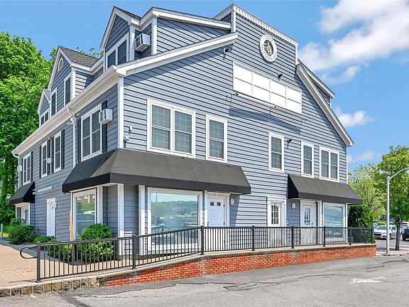 2nd image of 100 Mariners Way APT 303