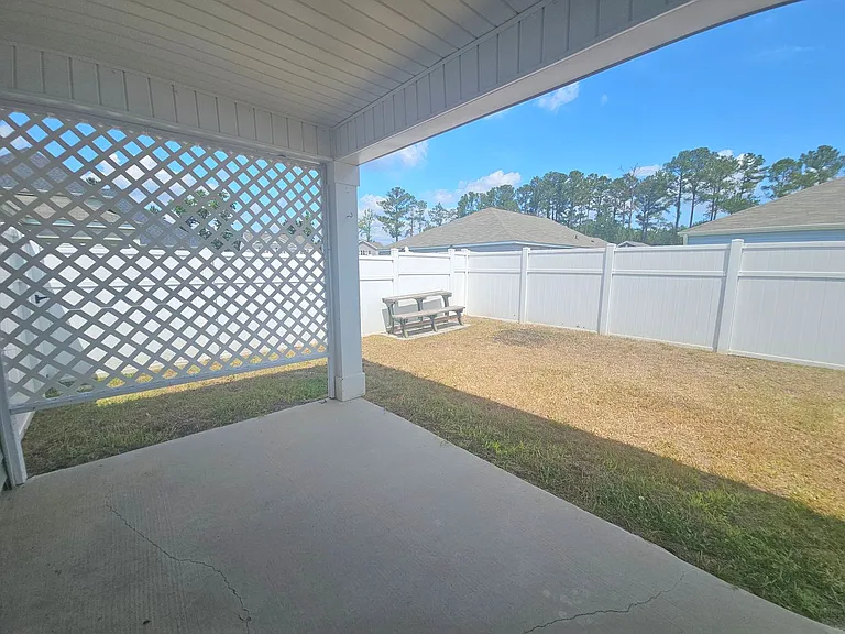 869 Twickenham Loop — Photo 22