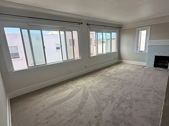 3rd image of 634 Bayview Dr