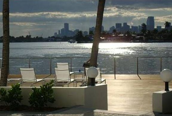 PATIO DECK