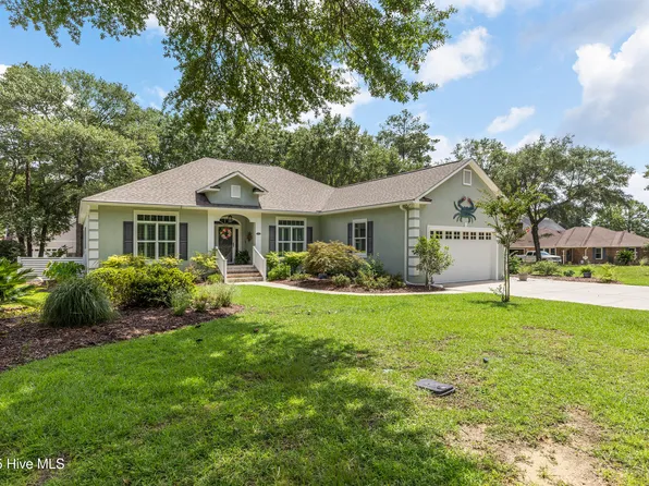 1735 Heron Point Road SW, Ocean Isle Beach, NC 28469