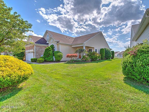 3rd image of 33 Ocean Grove Lane