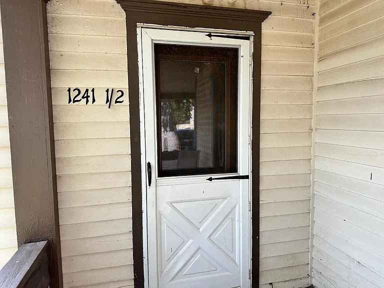1241 Cedar St #2 — Photo 19