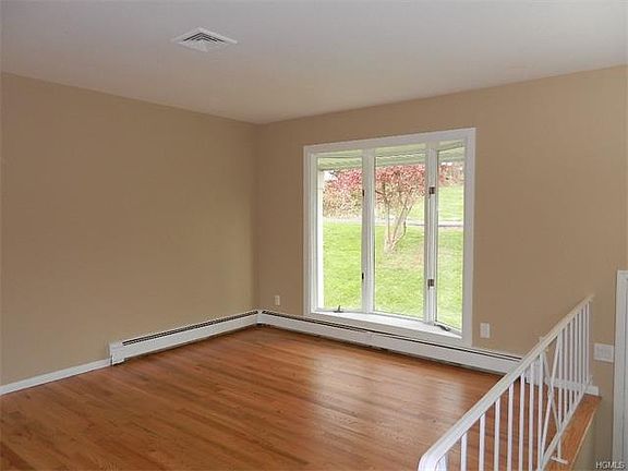 5th image of 13 Perch Dr