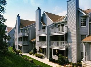 25 Boulder Run Rd, Paterson, NJ 07501