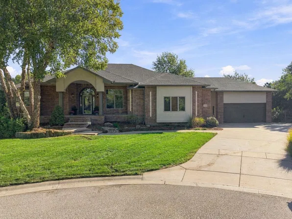8421 W Meadow Park, Wichita, KS 67205