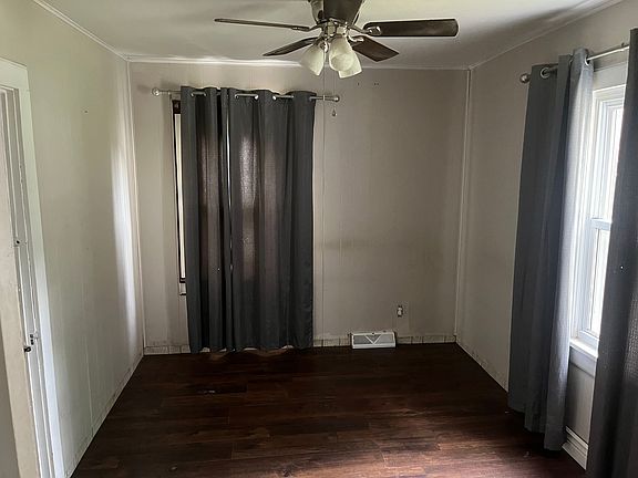 5th image of 512 Austin Ave