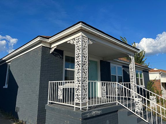 2nd image of 2221 Hardin Dr #A