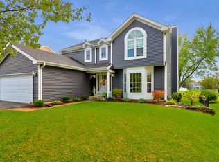 1184 Brookstone Dr, Carol Stream, IL 60188