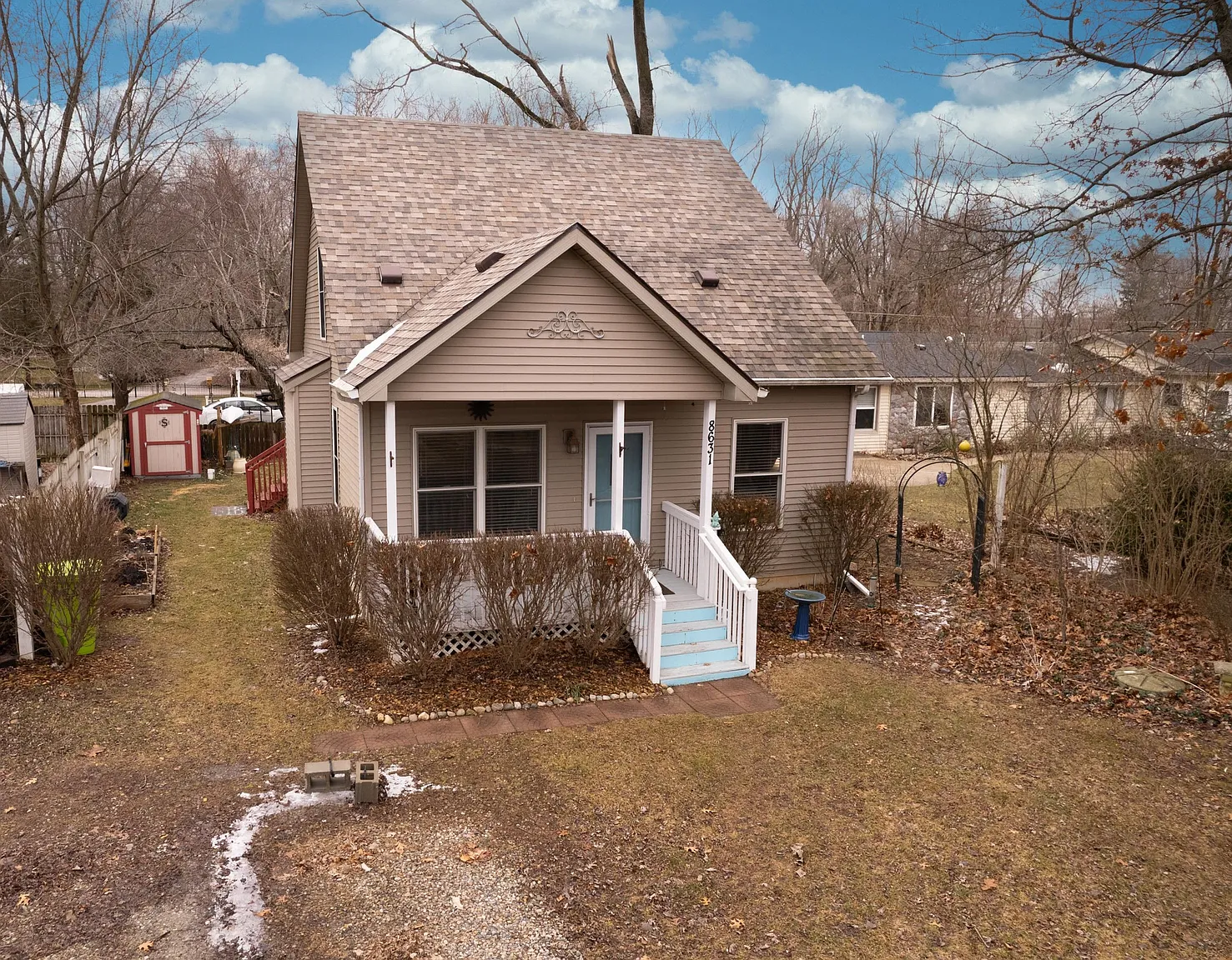 8631 Rushview Dr photo 1