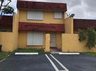 514 NW 179th St, Miami Gardens, FL 33169