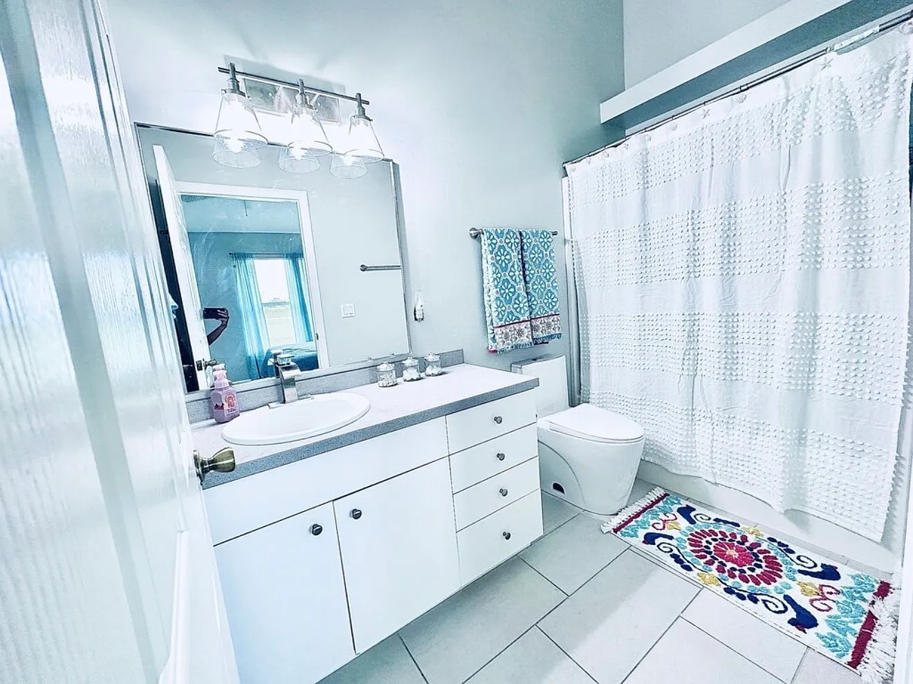 2 bed, 950 sqft, $1,750 — Photo 4