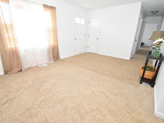 5th image of 1182 Trent Blvd