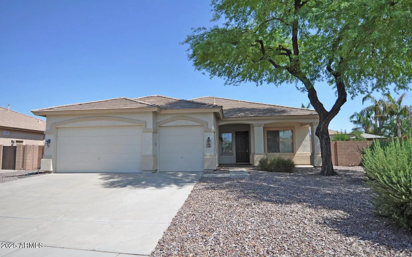 3 bed, 2036 sqft, $3,500 — Photo 3