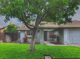 2022 Royal Wood Ln, Turlock, CA 95380