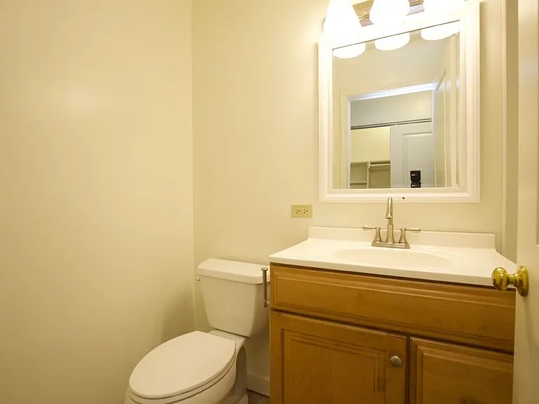 6713 N Sheridan Rd #N2 — Photo 12