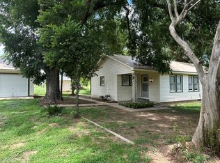 4764 W Us Highway 79, Rockdale, TX 76567