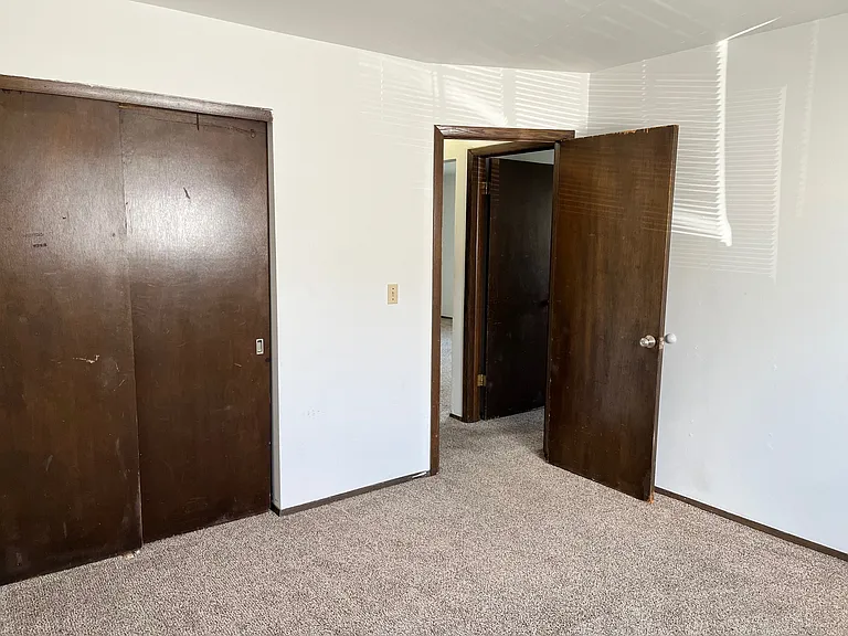 630 E Lincoln Ave — Photo 21