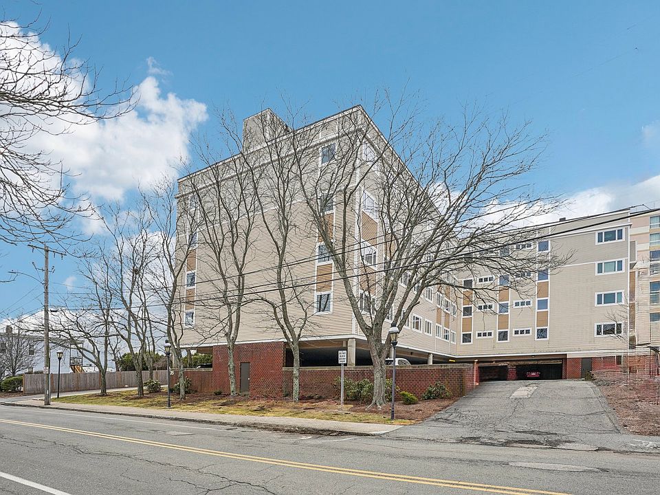 1st image of 35 Desmoines Rd APT 209