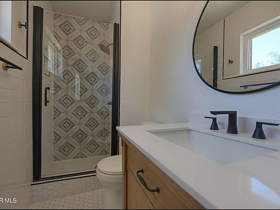 3rd image of 10816 Bywood Dr