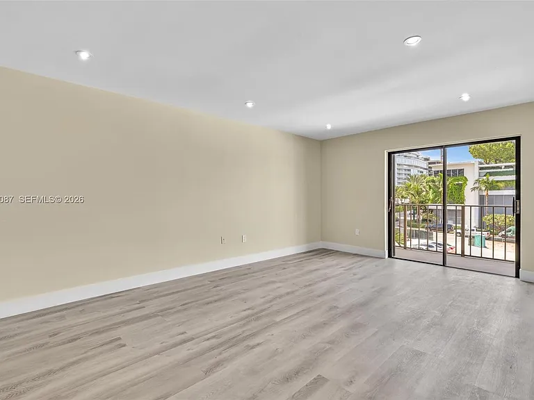 9124 Collins Ave #304 — Photo 15
