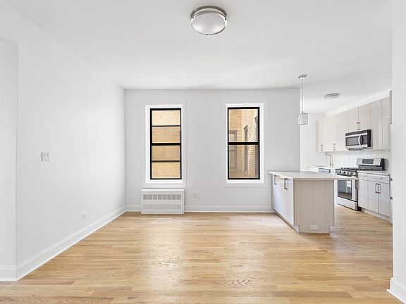 5th image of 4310 44th St APT 4A