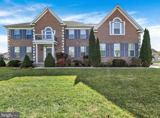 519 Glenwood Dr, Douglassville, PA 19518