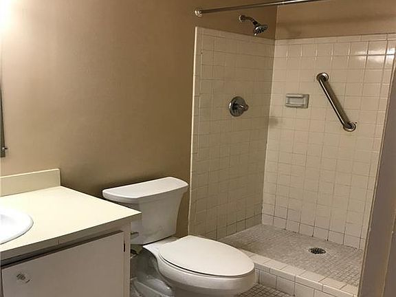 4th image of 8405 NW 61st St #103