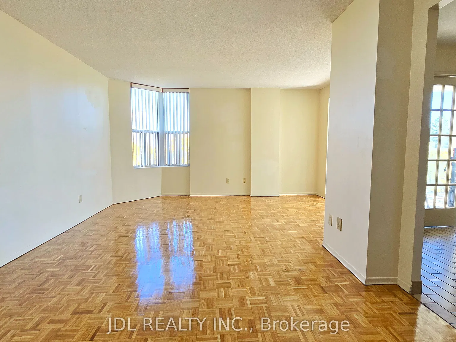 2 bed, $2,800 — Photo 2