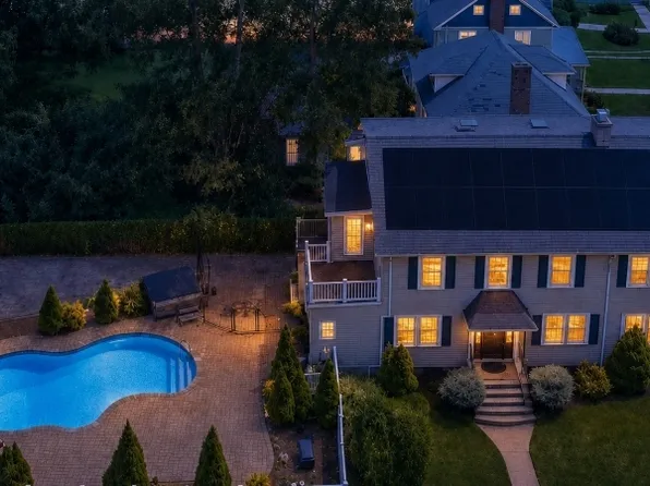 821 Wyoming Ave, Elizabeth City, NJ 07208