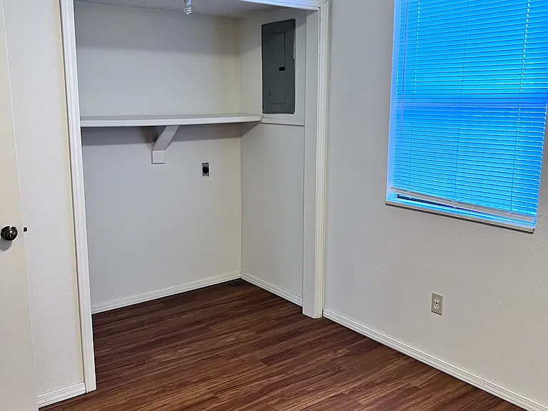 3426 S Farm Road 135 Ln #D — Photo 1