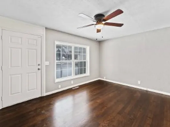 (undisclosed Address), Independence, MO 64052