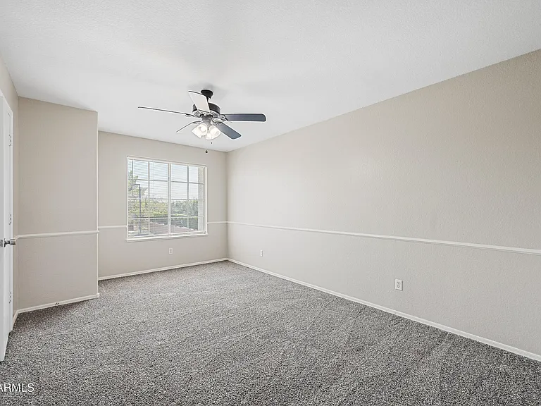 210 E Jasper Ct — Photo 22