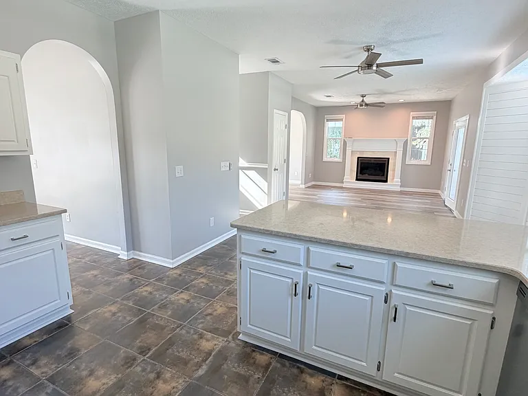 123 Seabreeze Cir — Photo 77