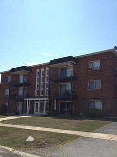 2nd image of 5727 W 128th St #6