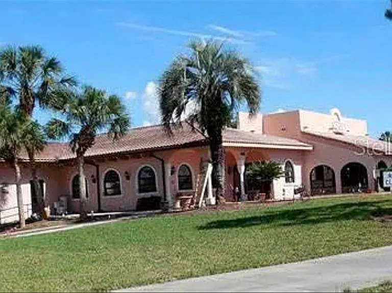 1532 W Schwartz Blvd — Photo 3