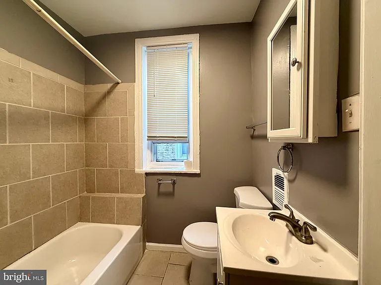2219 N Bouvier St — Photo 6