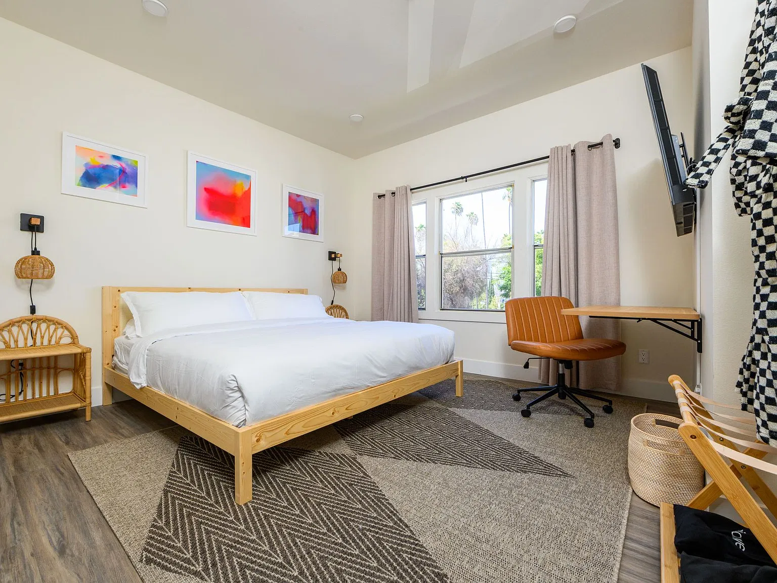 Gramercy Place Luxury & Affordable Living — Photo 4
