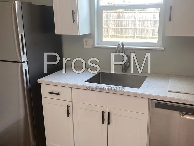 106 Joyce Dr — Photo 20