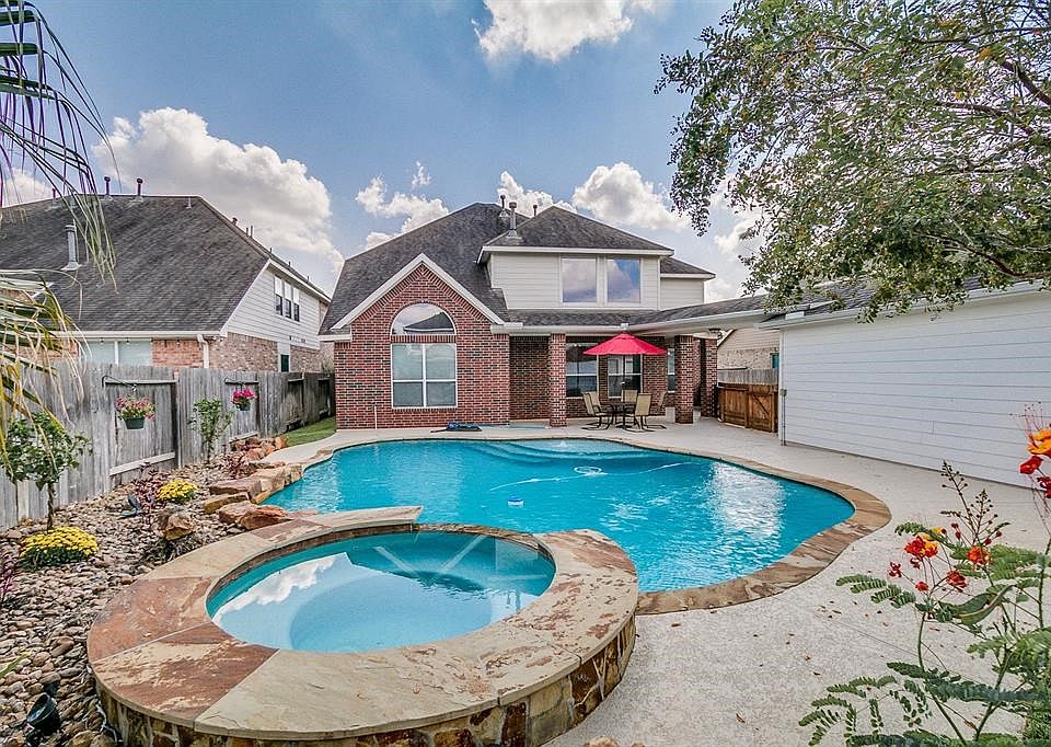 1st image of 6014 Gatewood Manor Dr