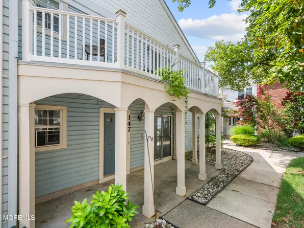 147 Tulip Lane, Freehold, NJ 07728