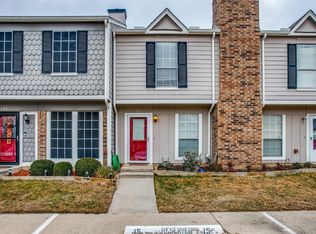 15 Abbey Rd, Euless, TX 76039