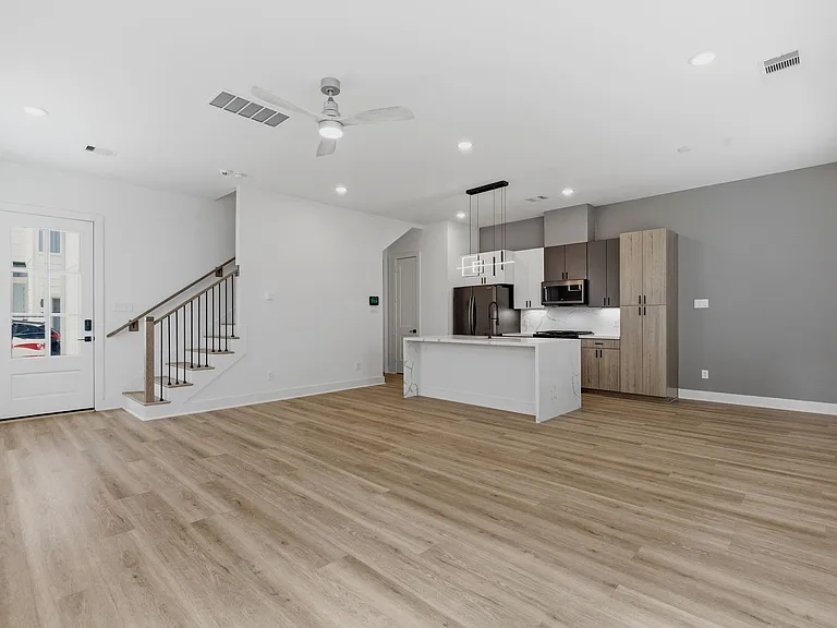 6337 Wheatley St — Photo 5