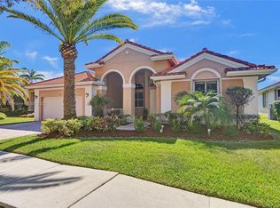 1436 Blue Jay Cir, Weston, FL 33327