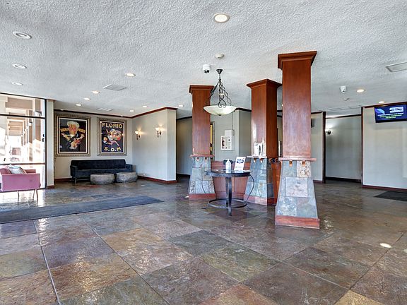 4th image of 2225 Buchtel Blvd #1-902