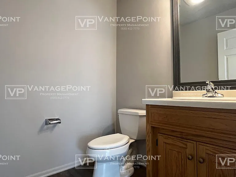 1800 Hardwoods Ct — Photo 17