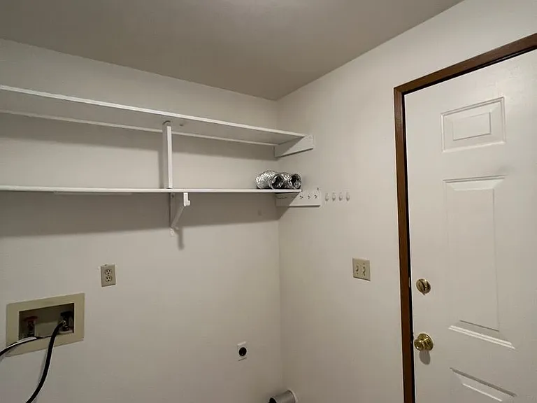 4802 Bonnie Ln — Photo 13