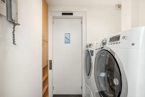 Rented by Compass | media 50