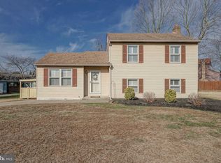 4 Candlewood Cir, Marlton, NJ 08053